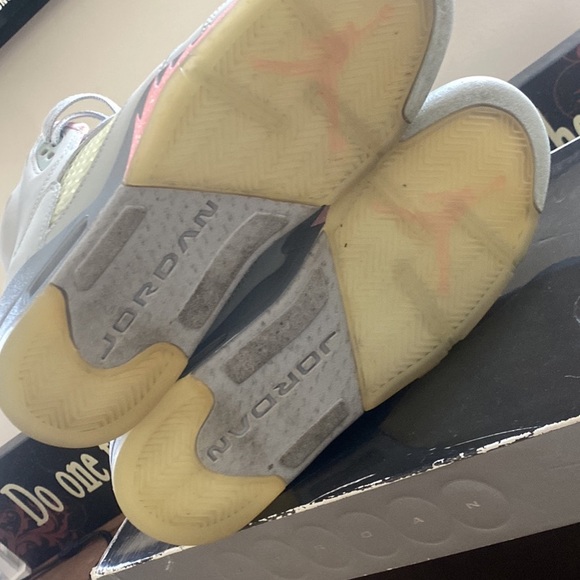 Jordan 5 “shy pink” Rare find - Picture 3 of 7